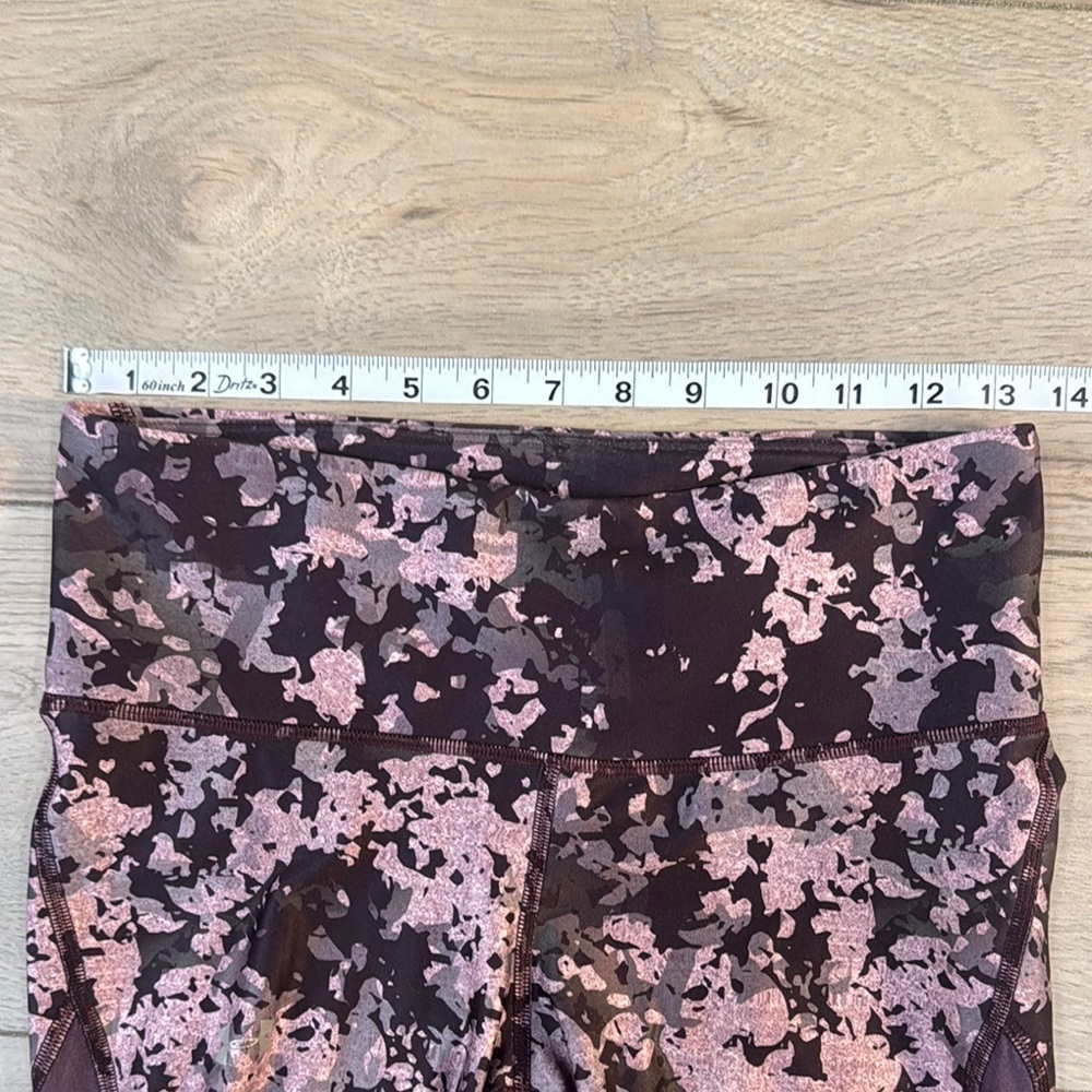 Women's Floral Print Leggings - Picture 8 of 14